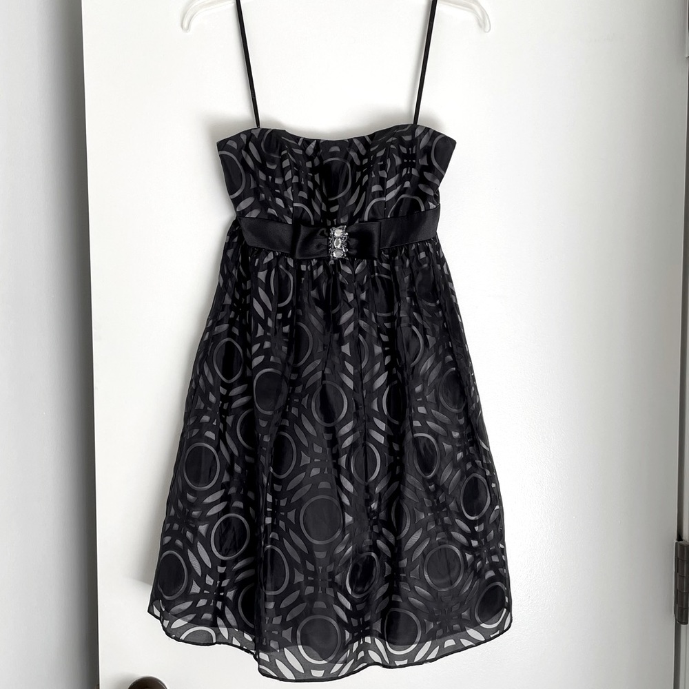 Elegant little black dress